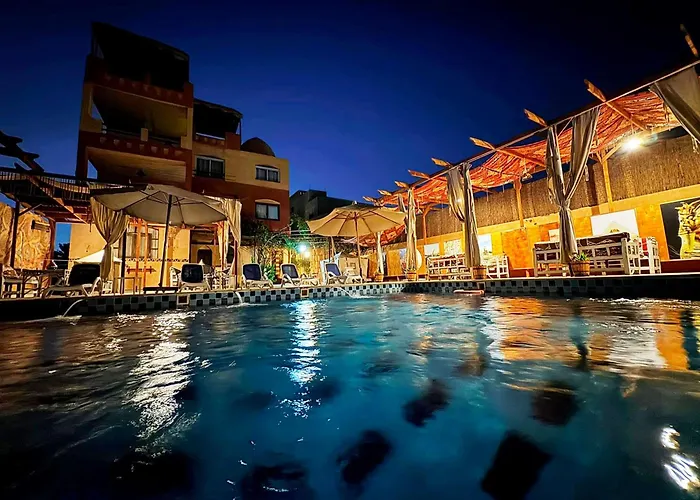 Nile Compound