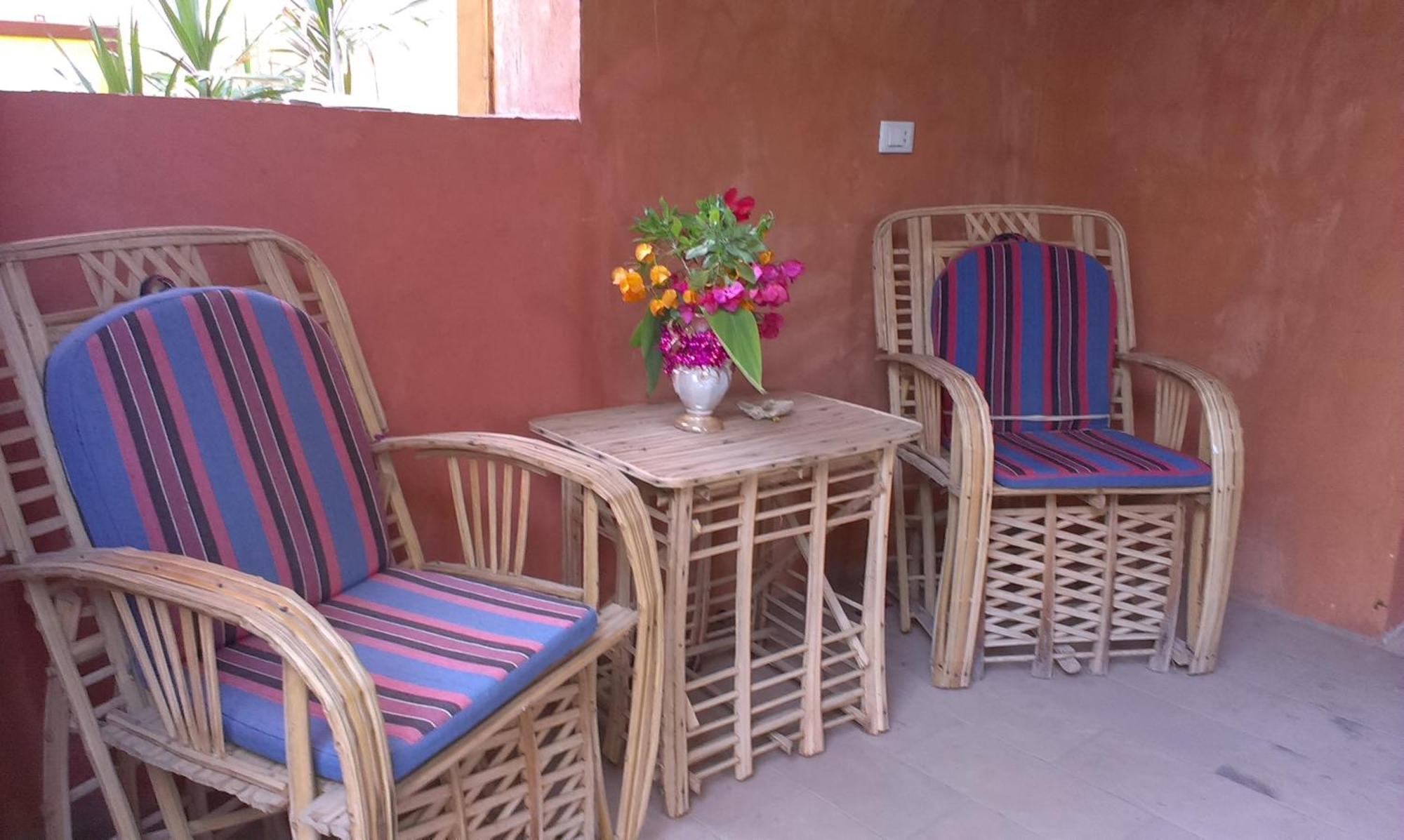Nile Compound 3*